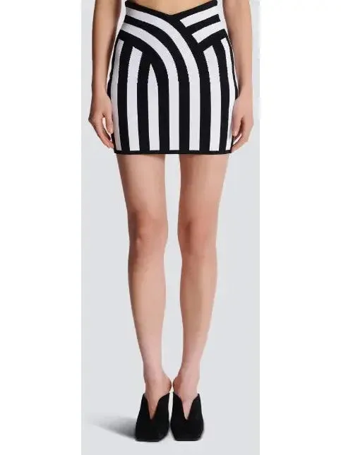 Black and White Short Striped Knit Skirt