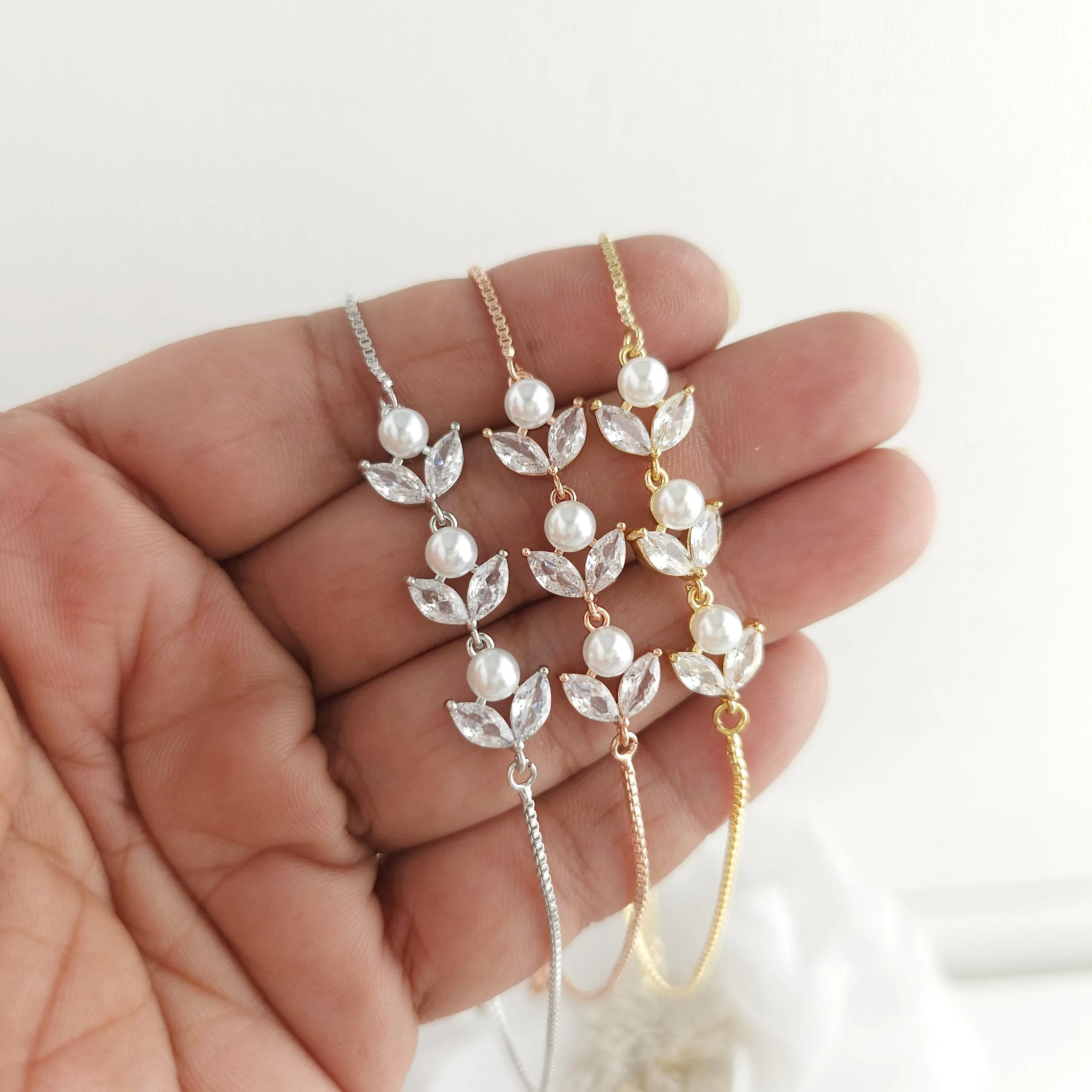 Simple Gold Jewelry Set- Leila