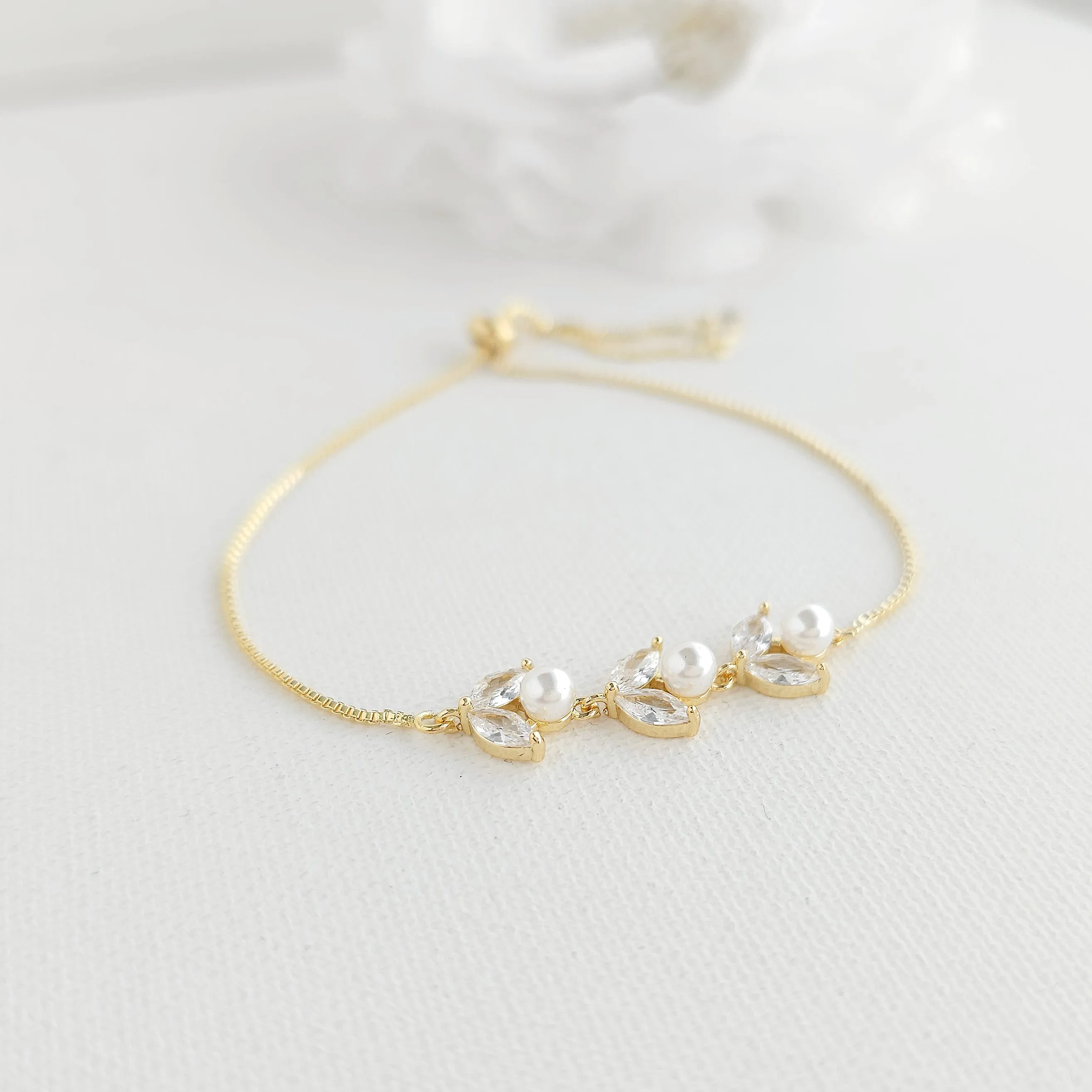 Simple Gold Jewelry Set- Leila