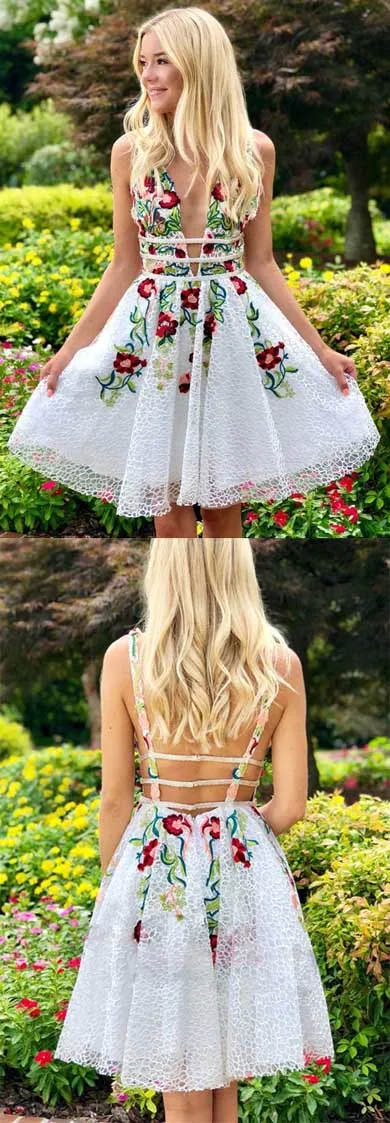 Simple White Lace V-neck Homecoming Dresses with Appliques | Short Prom Dress, SH436