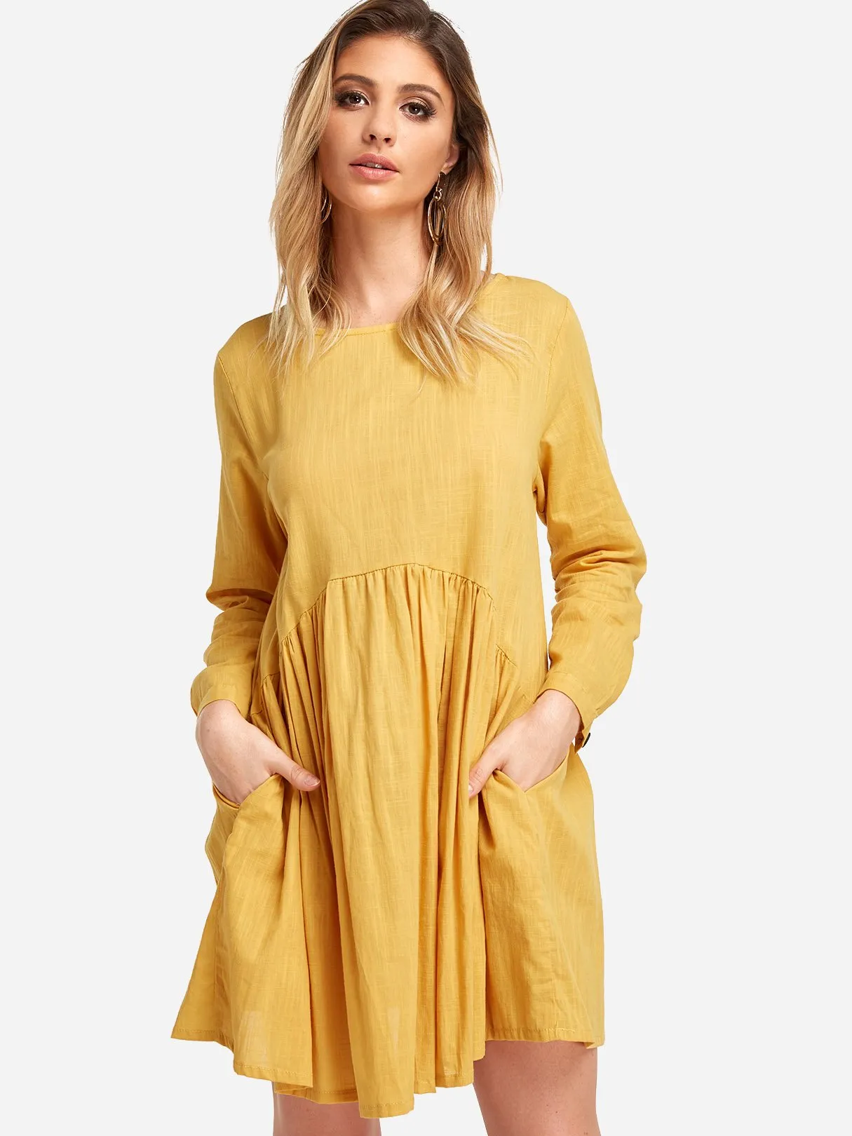 Wholesale Round Neck Long Sleeve Pleated Casual Dress